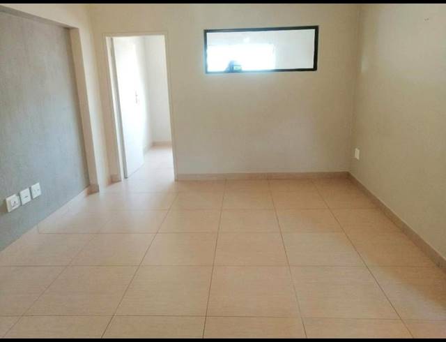 2 BEDROOM TOWNHOUSE FOR SALE IN ANNLIN